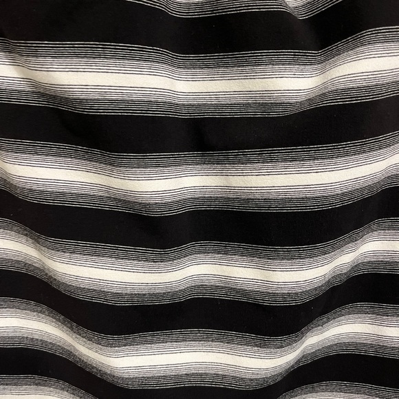 Lululemon Ladies Tank Size 4 - Picture 5 of 5